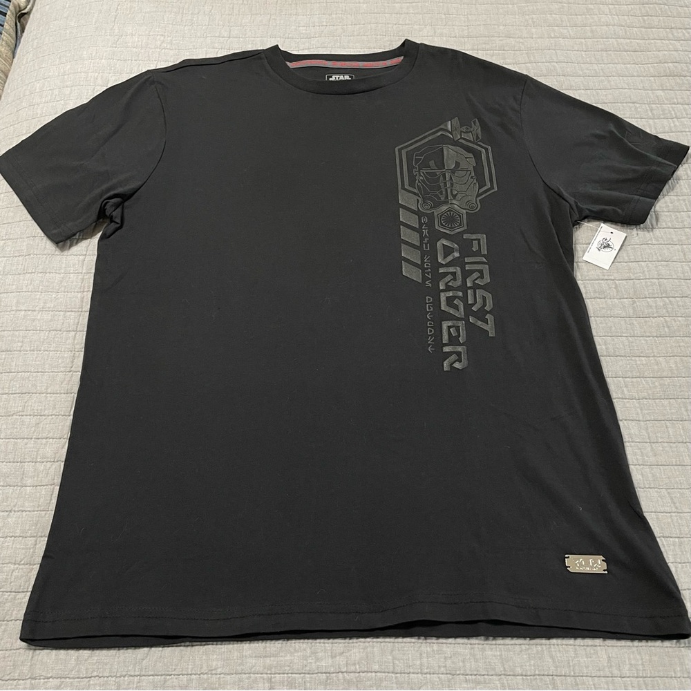 Star Wars First Order Forces 709 Legion Bk T-Shirt Men’s Med. Galaxys Edge NWT